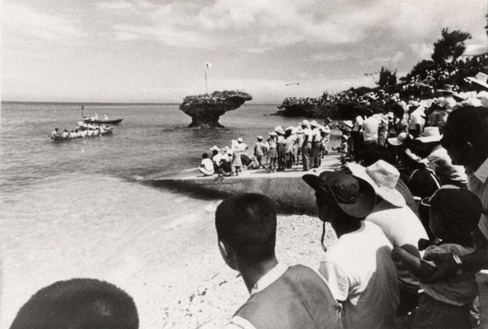 都屋漁港でのハーリー大会